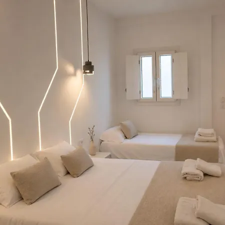 Hotel Smart -designed Fira (Santorini)