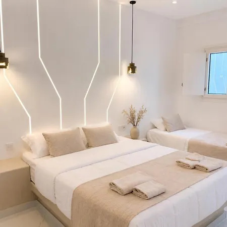 Smart -designed * ثيرا