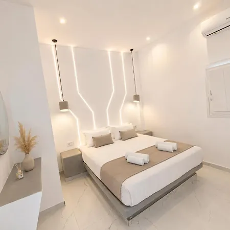 Smart -designed Hotel *
